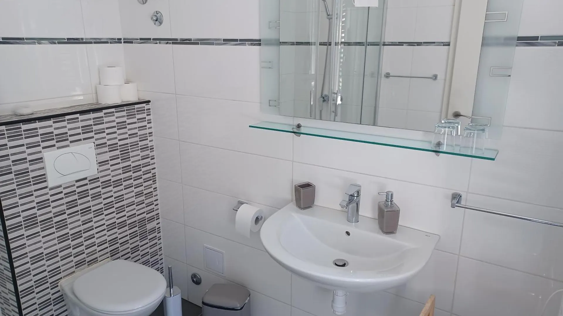 Jr Luxury Guesthouse