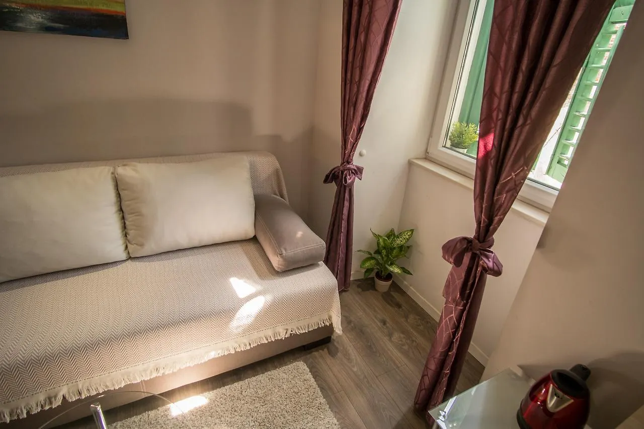 Jr Luxury Guesthouse Split Pensionat